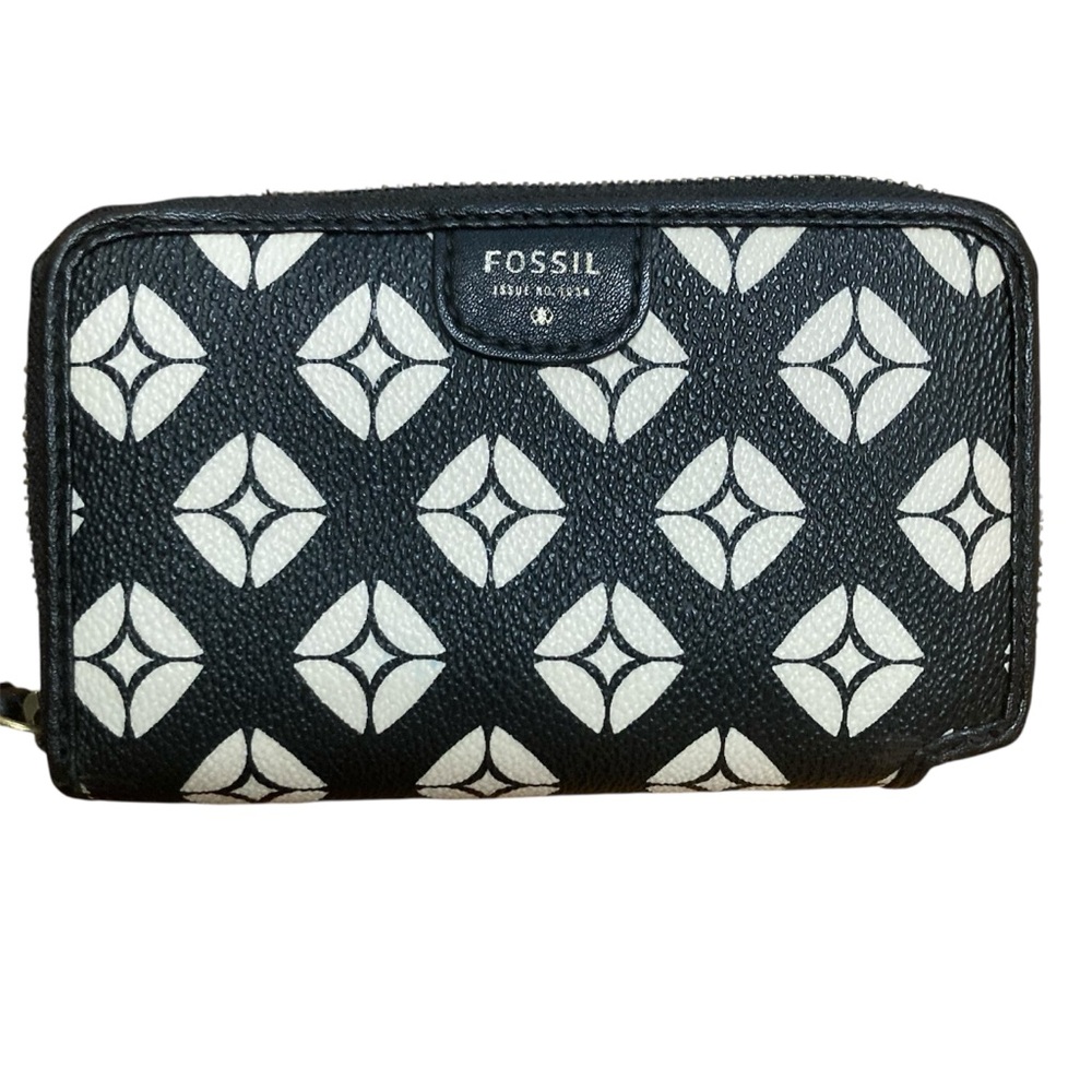 Fossil Black and White Diamond Pattern Wallet
